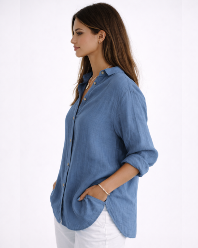 Chemise femme fluide à manches longues avec col classique et boutons