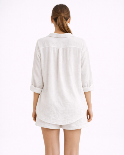 Ensemble short femme avec chemise fluide à boutons et taille élastique