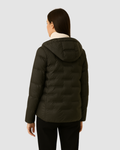 Veste Matelassée Femme avec Capuche – Élégance Thermique pour l’Hiver