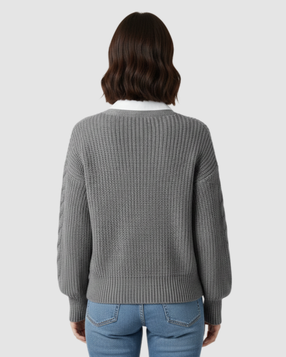 Pull Femme à Col V – Maille Torsadée & Coupe Confort