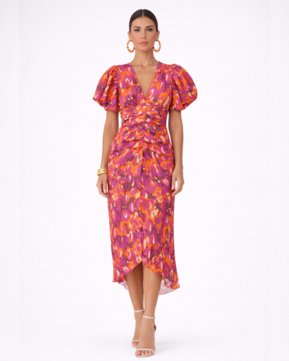 Robe midi imprimée – décolleté V, manches bouffantes et drapé froncé à la taille