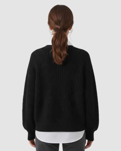 Pull Femme à Col V – Maille Torsadée & Coupe Confort