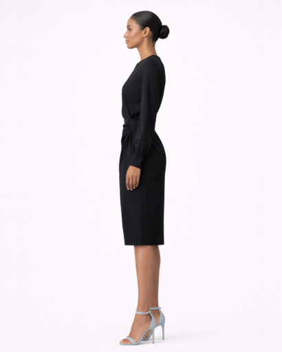 Robe midi drapée – manches longues, découpe goutte d’eau et taille froncée
