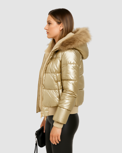 Doudoune Femme Brillante avec Capuche Fourrée – Élégance et Chaleur