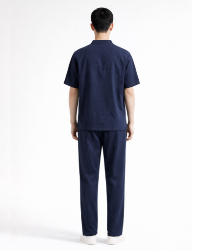 Ensemble homme col fendu à manches courtes et pantalon droit