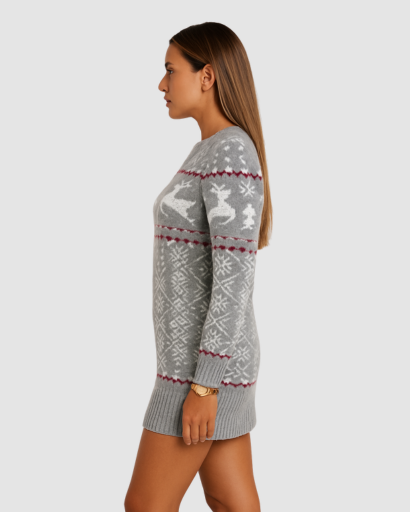 Robe pull femme style scandinave portée, vue de profil