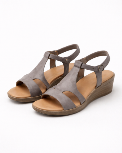 Sandales compensées brides ouvertes style minimaliste