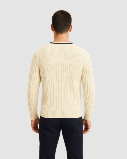 Pull Col V Homme – Élégance Classique au Quotidien