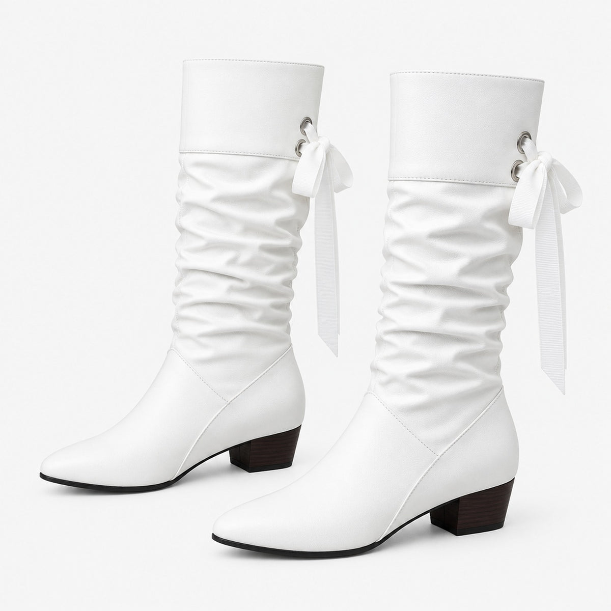 Bottines mi-mollet froncées blanches à lacets, vue studio 3/4