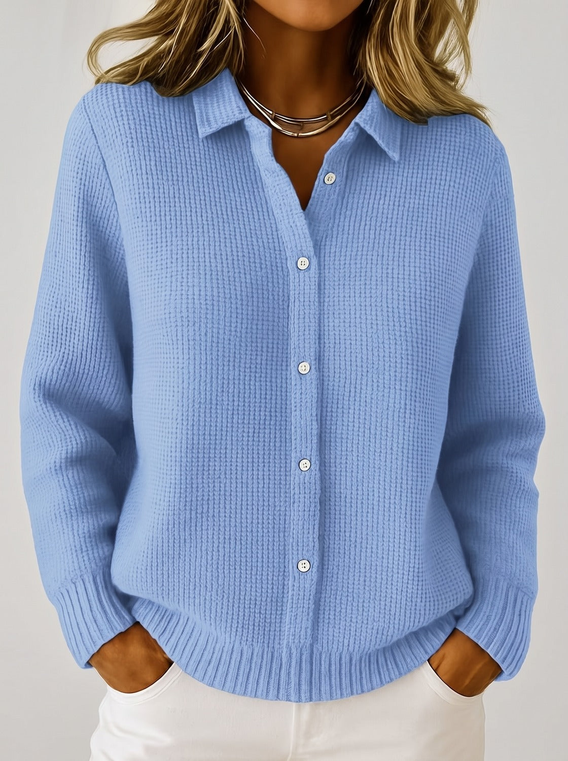 cardigan classique pour femmes, vue de face, fond neutre gris clair
