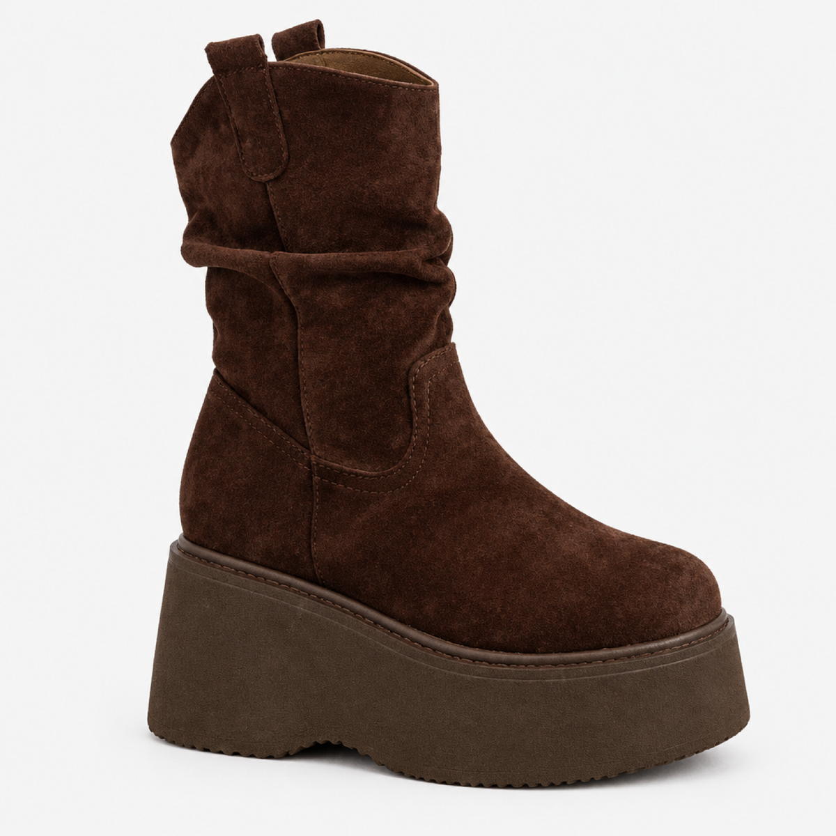 Bottines plateforme fourrées femme coloris chocolat, vue studio