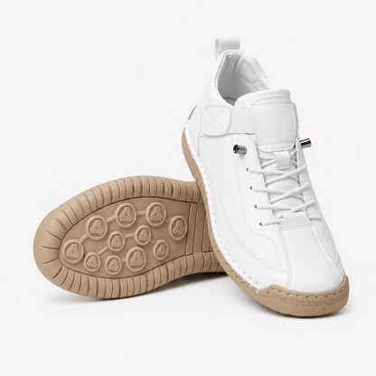 Basket orthopédique femme à lacets, coloris blanc, semelle amortissante - vue studio