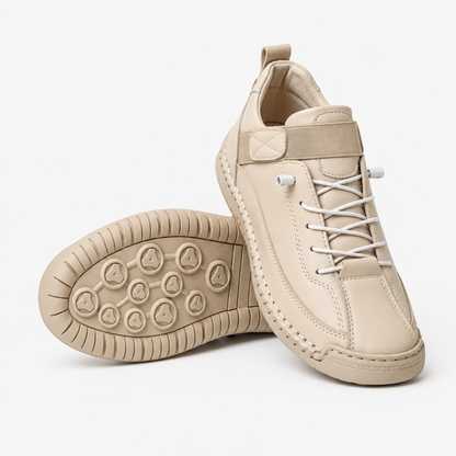 Basket orthopédique femme à lacets, coloris beige sable, semelle amortissante - vue studio