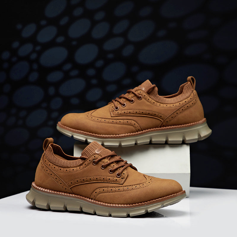 chaussures brogue aspect cuir marron clair homme, vue de côté