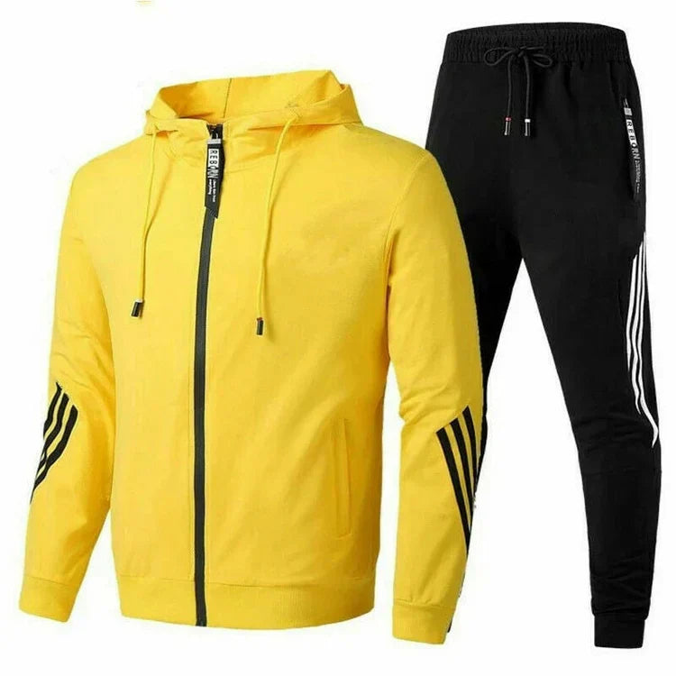 Ensemble jogging homme jaune à capuche, veste zippée et pantalon bandes contrastées, vue face