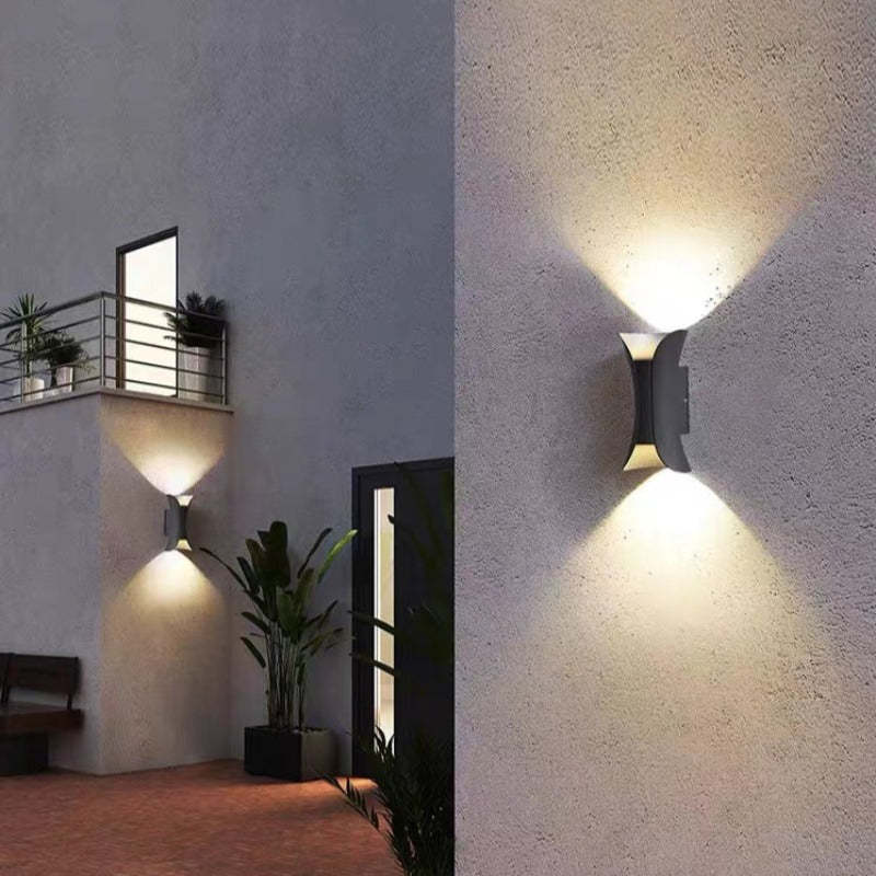 Applique murale LED finition noire