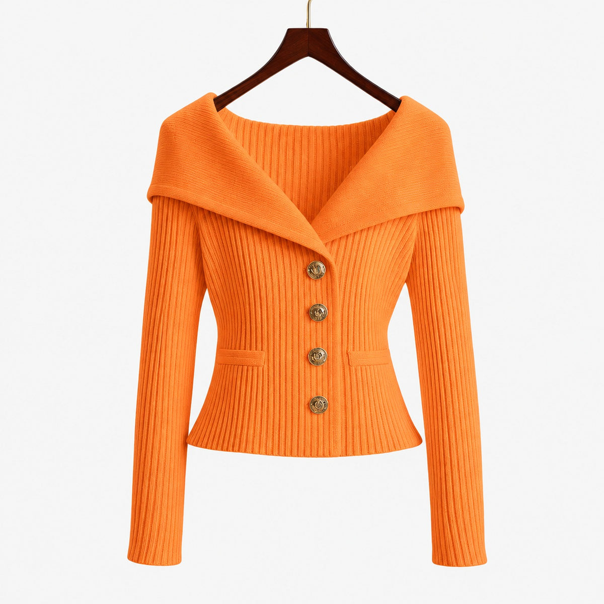 Cardigan côtelé boutonné orange pour femme, col large et boutons dorés, vue de face sur cintre