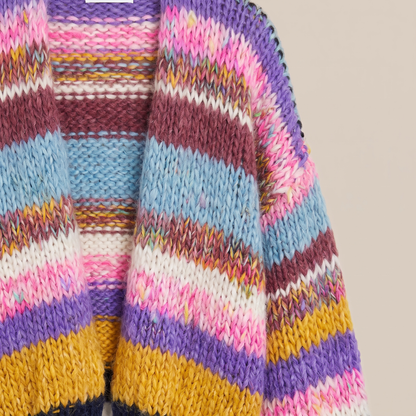 Gilet maille chunky rayé, détail de la texture tricotée