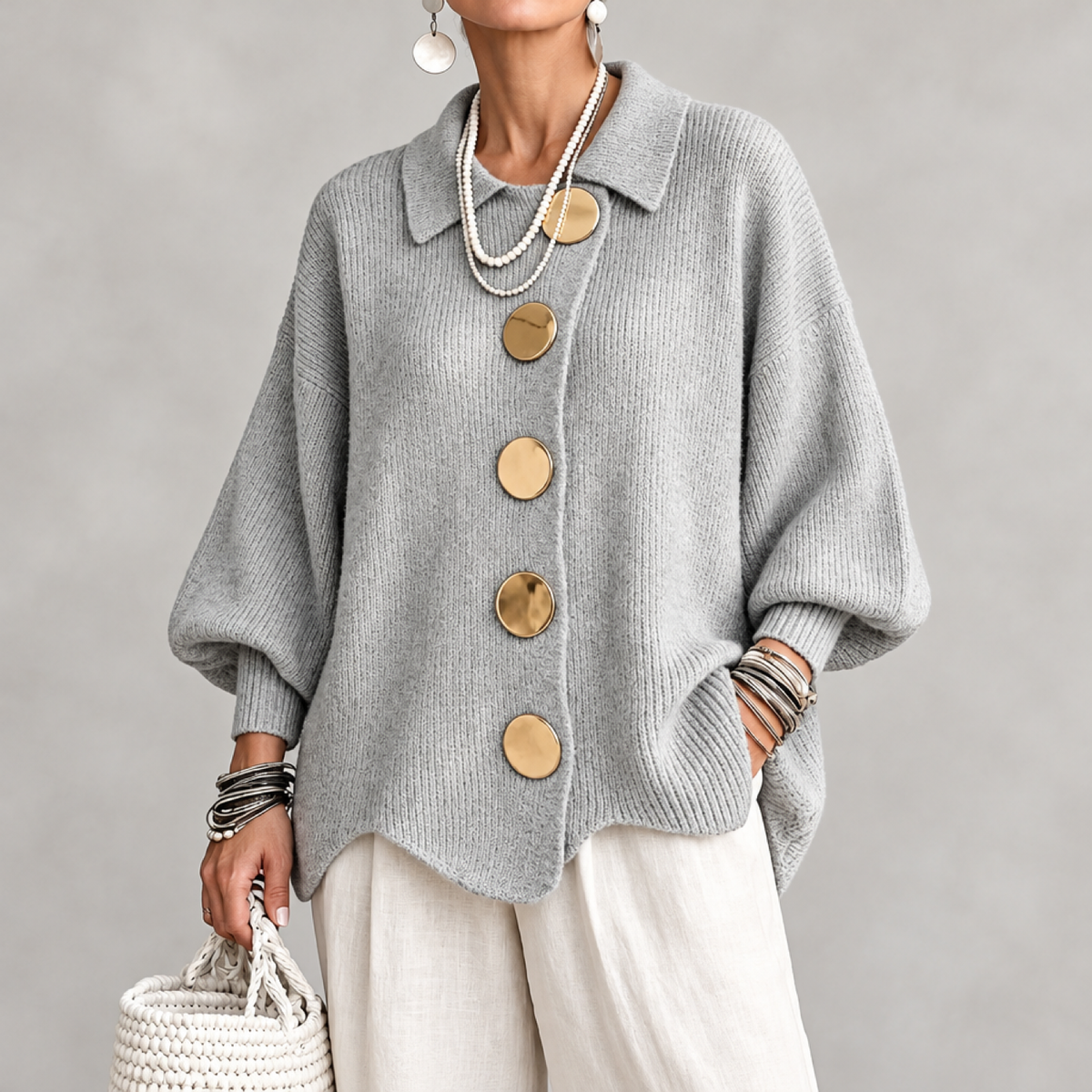 Cardigan oversized femme en maille, coloris gris, col boutonné doré