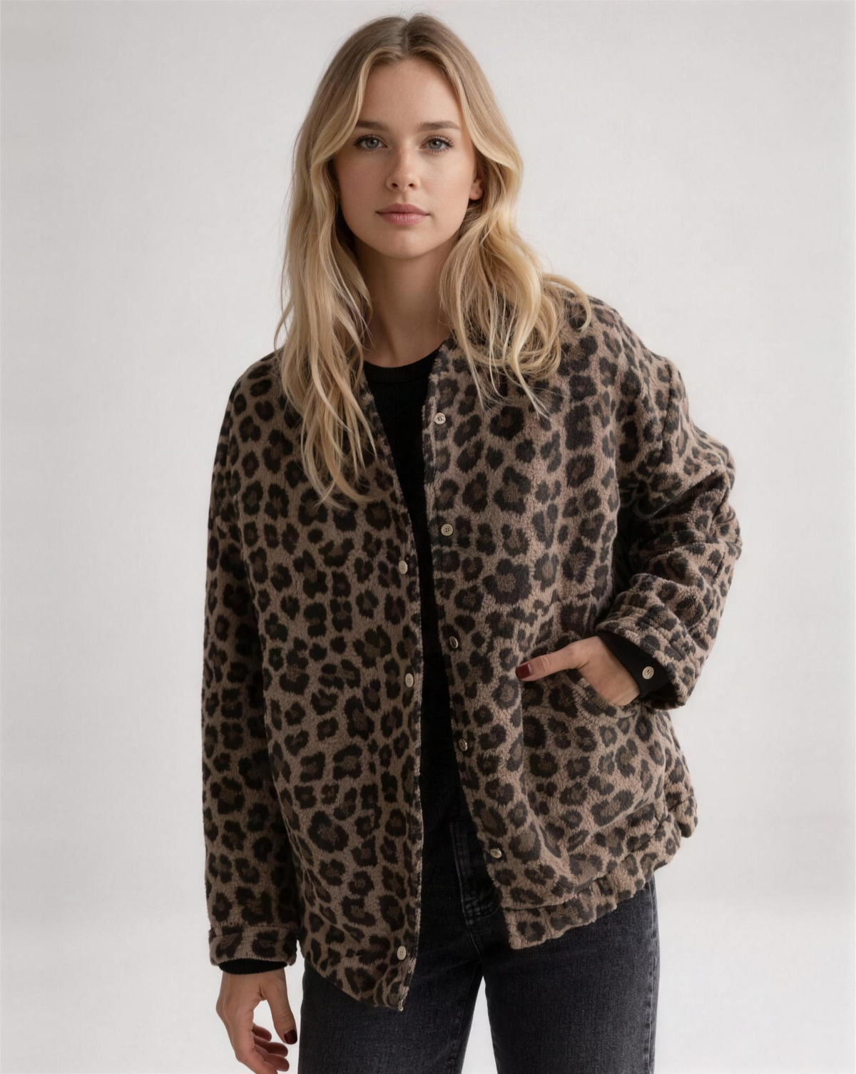 Veste femme imprimé léopard coupe droite décontractée
