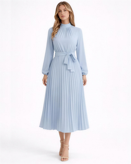 Robe midi plissée à manches longues avec col montant et ceinture