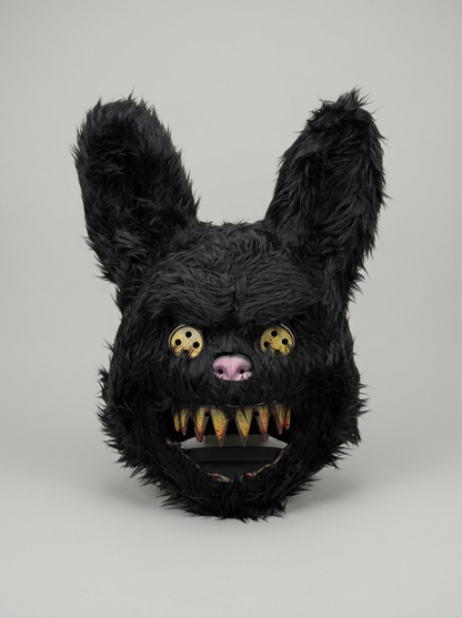 Masque en fausse fourrure Halloween - photo studio