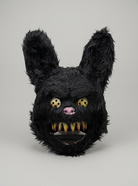 Masque en fausse fourrure Halloween - photo studio