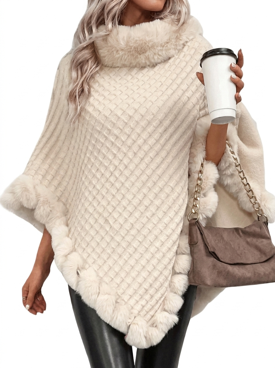 Poncho en maille oversize avec bordure en fausse fourrure, détail texture