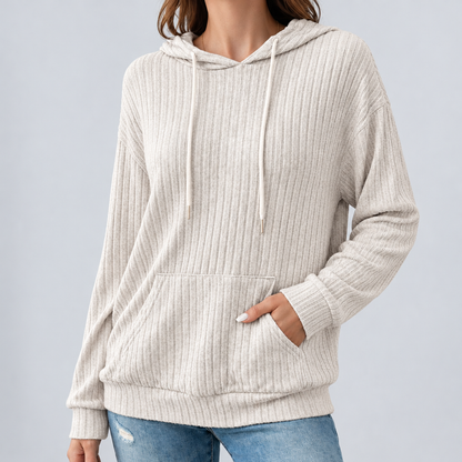 Hoodie femme beige à capuche et poche kangourou, vue devant