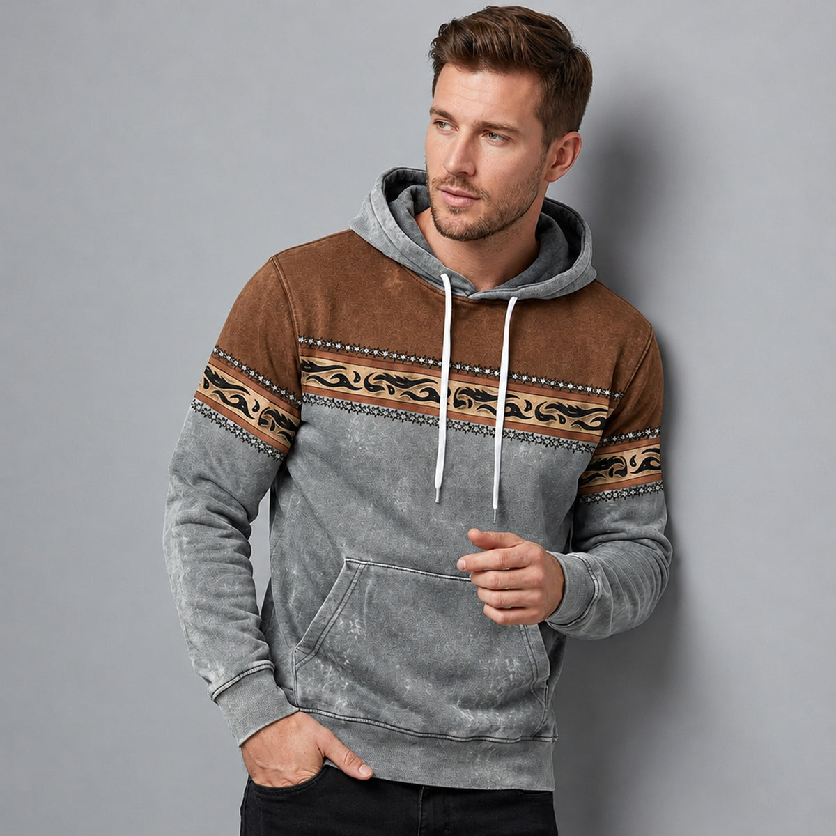 Hoodie à motif ethnique, détail des manches