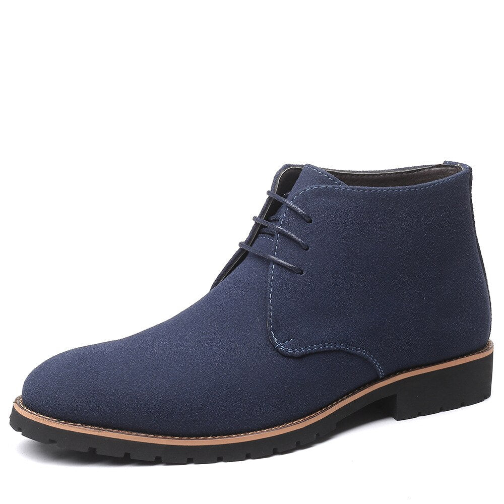 Chaussures homme à enfiler, portées
