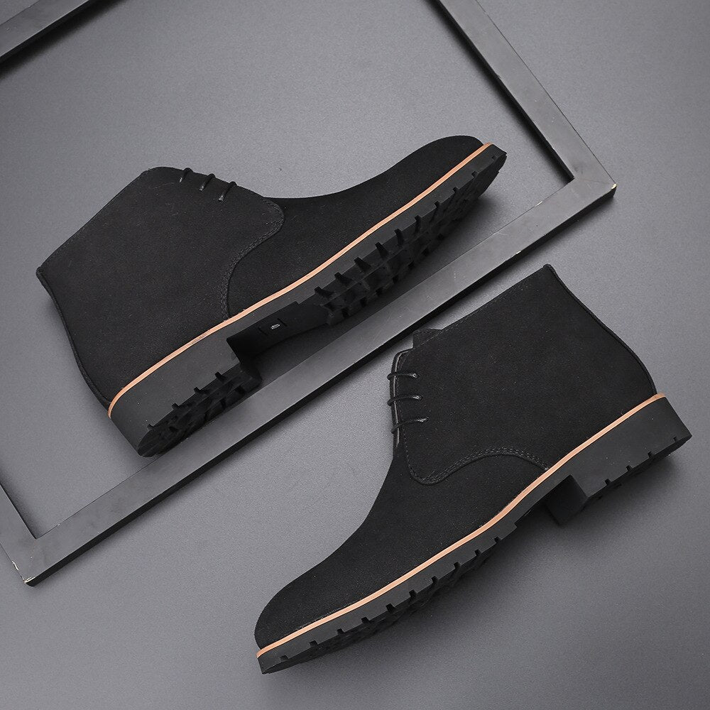 Chaussures homme à enfiler noires, vue de profil