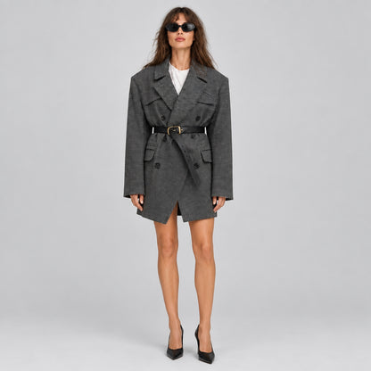 Manteau tweed croisé, photo studio, coloris gris, vue de face