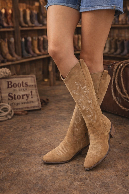 Bottes Femme – Coupe Élégante & Coloris Tendance, Allure Chic Mi-Saison