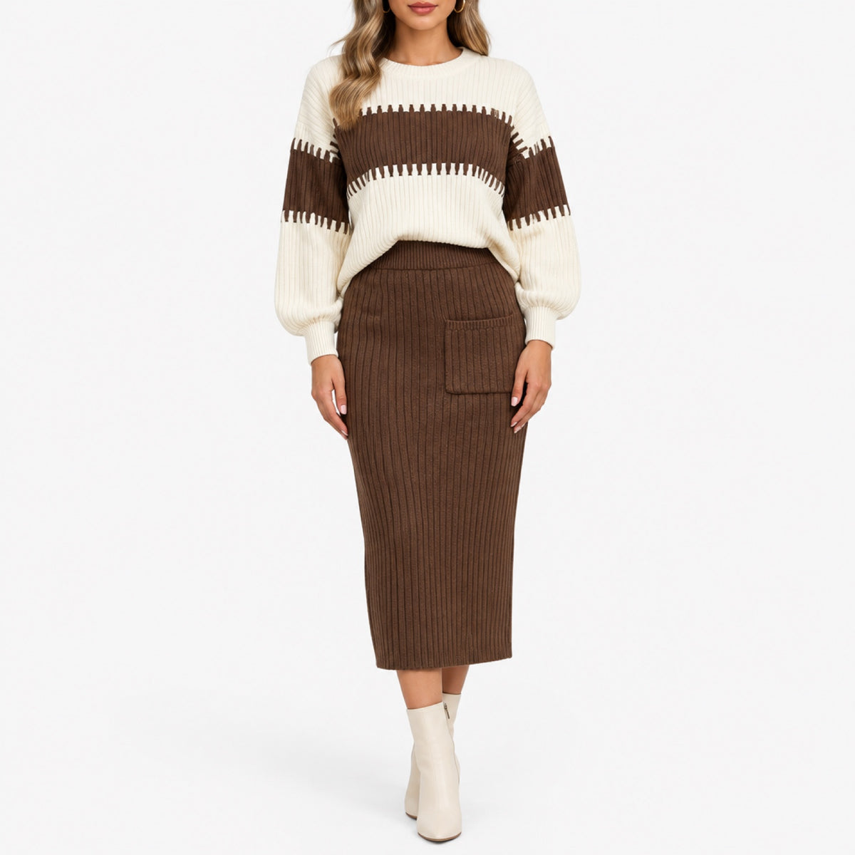 Ensemble pull côtelé et jupe midi à rayure marron, vue de face, porté en studio
