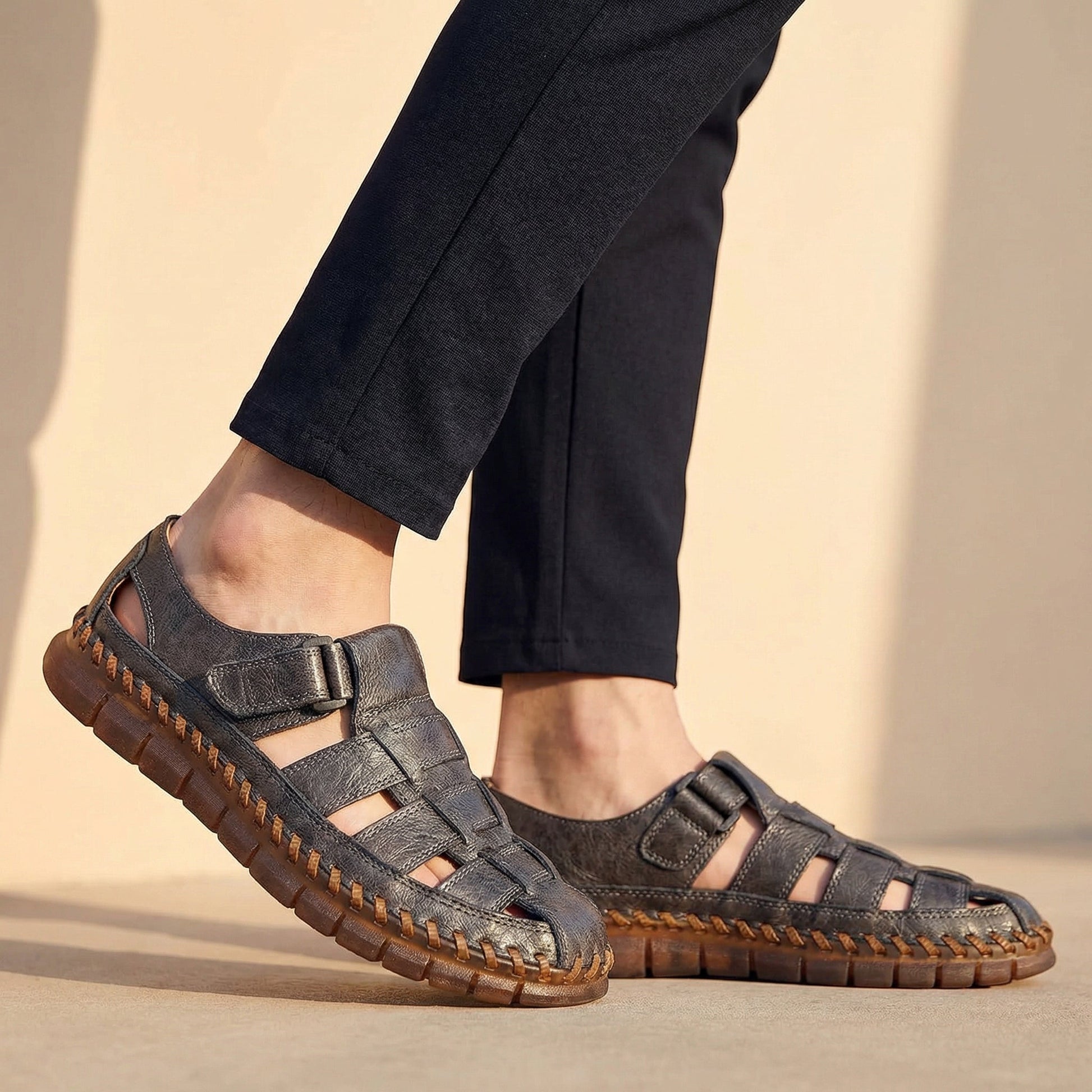 Sandales respirantes en cuir homme - vue 1