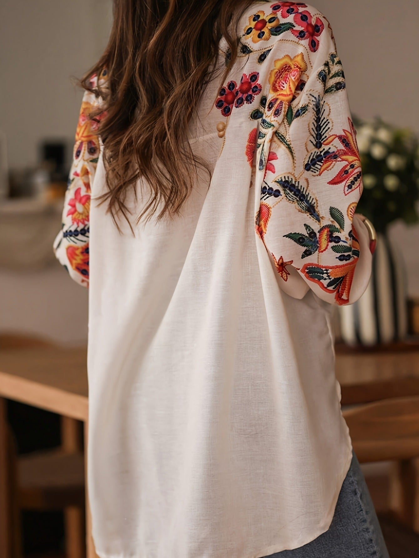Top Femme – Coupe Fluide & Élégante, Style Tendance Chic