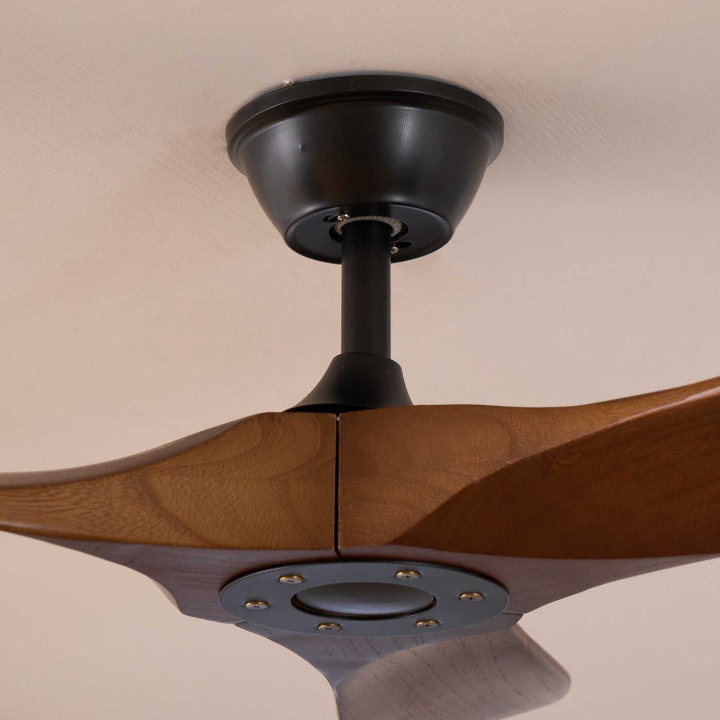 Ventilateur de Plafond en Bois Noyer
