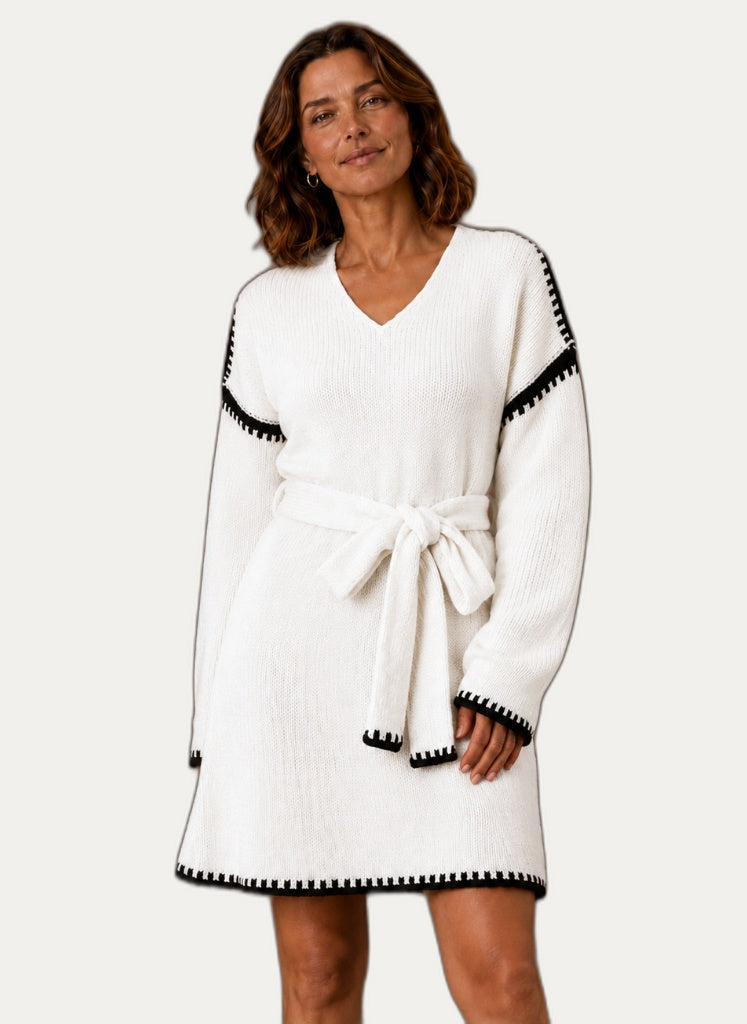 Robe pull en V avec ceinture à la taille - Élégance confortable | Martaline