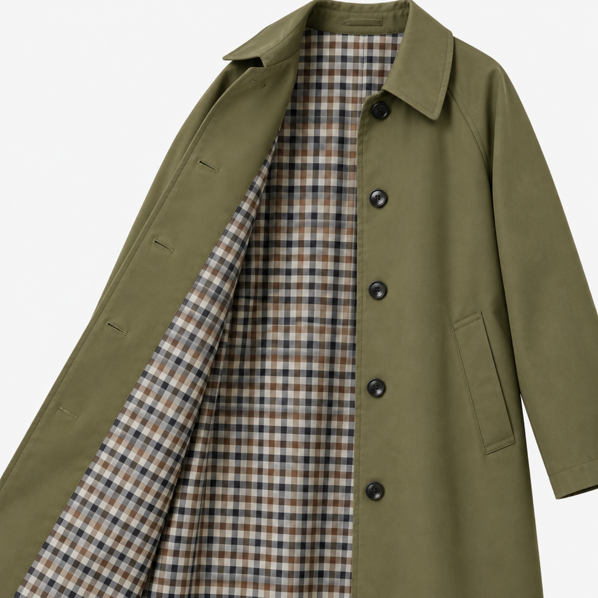 Manteau long oversize kaki, détail de la doublure à carreaux