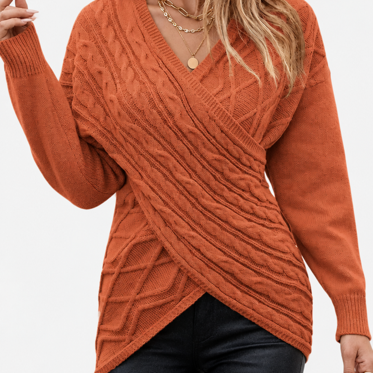 Pull col V maille jacquard croisée femme coloris orange brûlé, vue studio