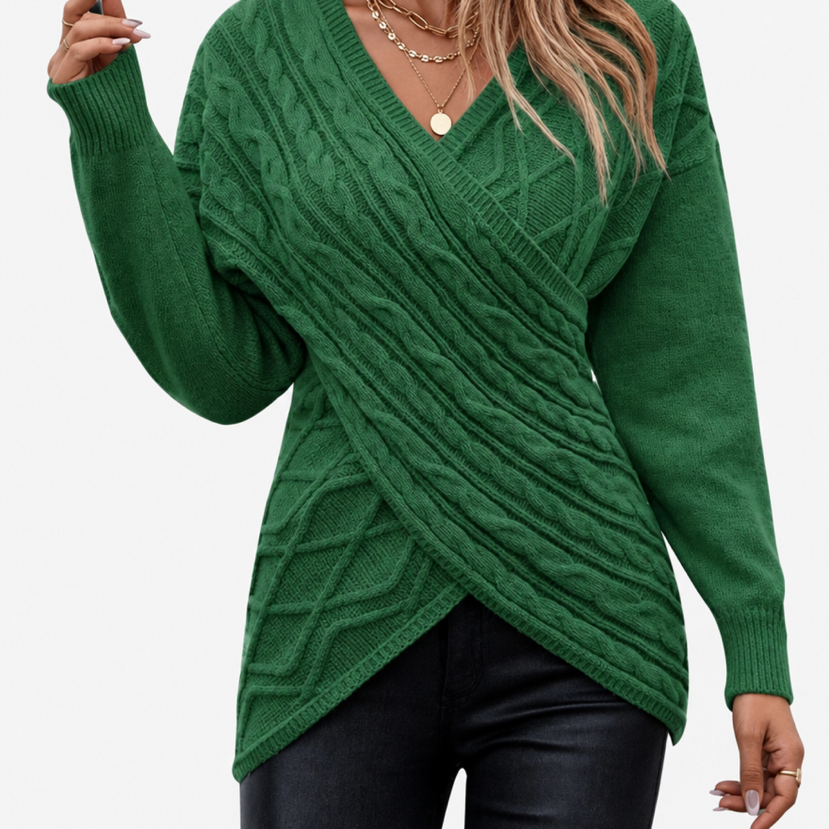 Pull col V maille jacquard croisée femme coloris vert, vue studio