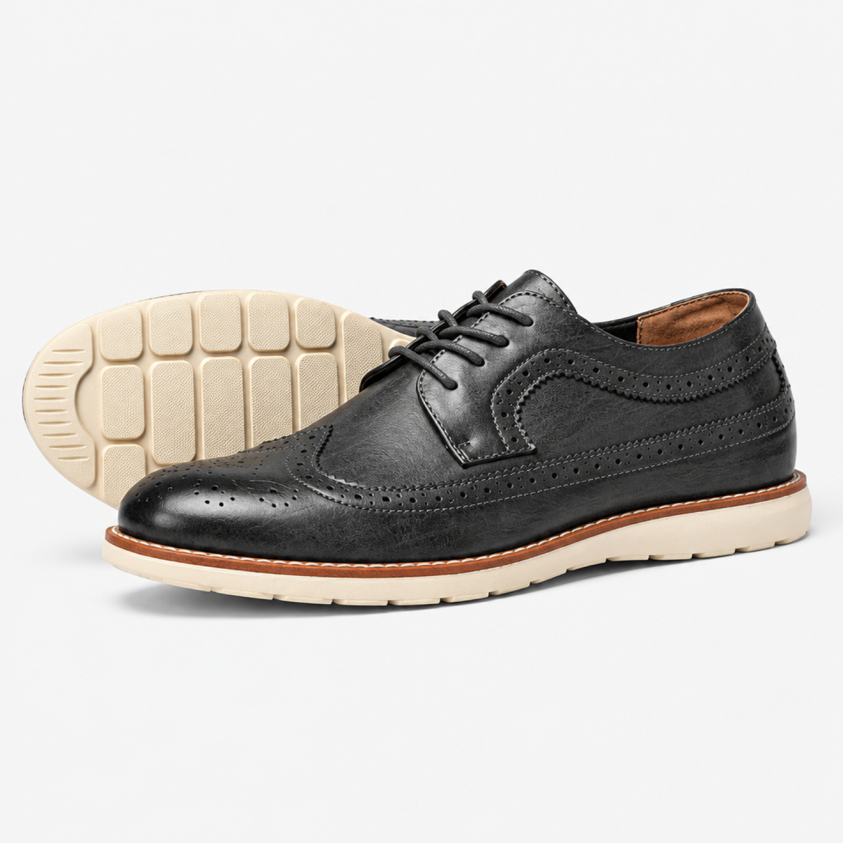 Chaussures Richelieu homme en cuir gris anthracite à perforations brogue, vue de profil avant