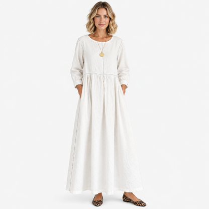 Robe longue en denim vintage blanc, vue de face, col rond et manches longues
