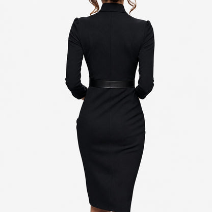 Robe midi noire col V vue de dos coupe crayon
