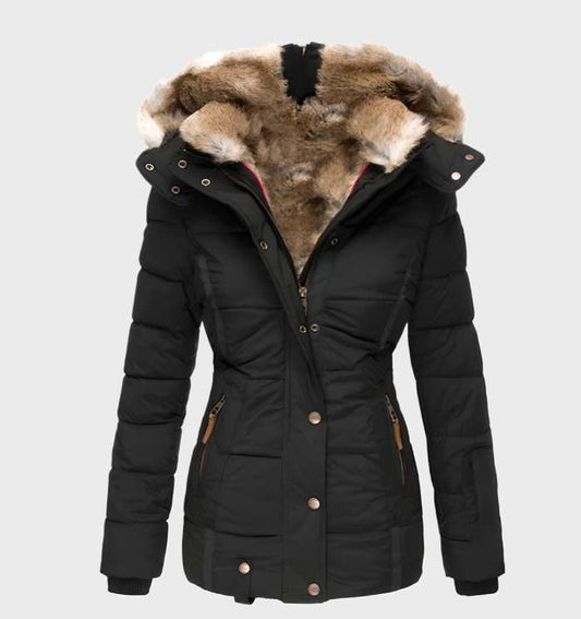 veste d'hiver femme à capuche noire, vue de face