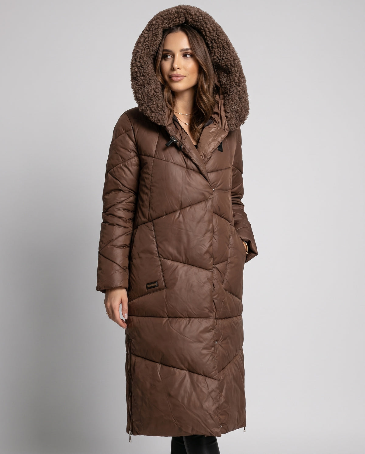 Manteau Long Matelassé à Capuche Chiara - Brun, studio