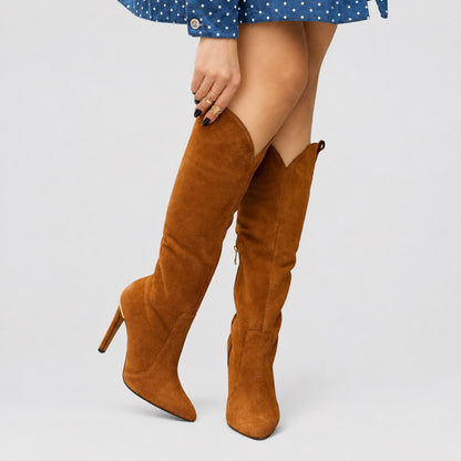 Bottines orthopédiques femme marron daim, vue studio
