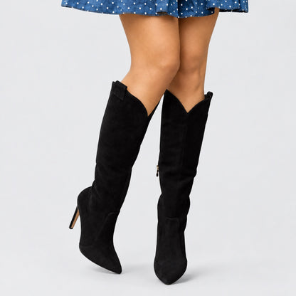Bottines orthopédiques femme noir daim, vue studio