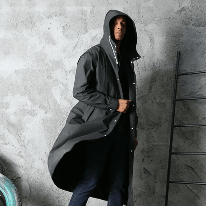 Imperméable long femme noir vue de dos